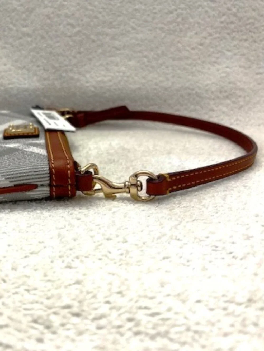 Dooney & Bourke large slim wristlet in Light Gray plaid NWT